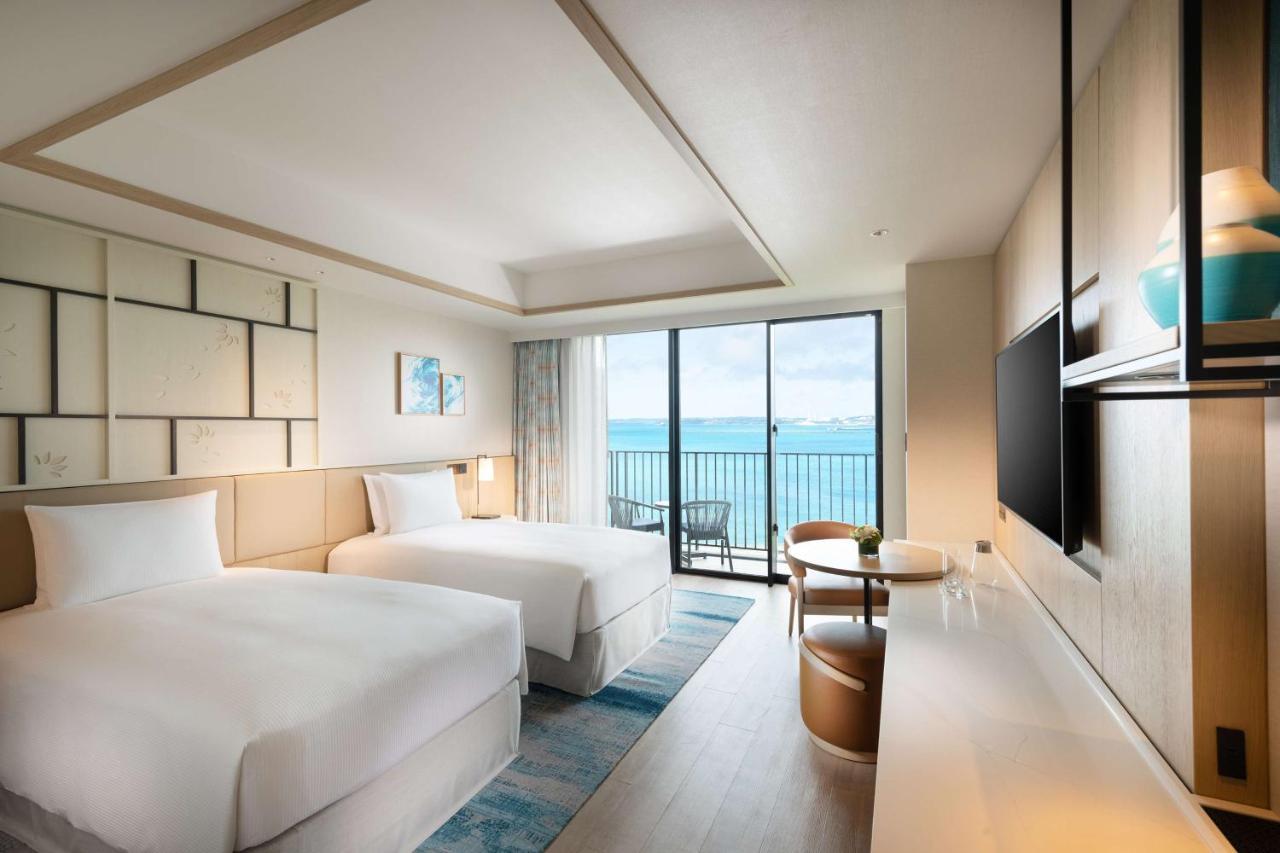 Hilton Okinawa Miyako Island Resort Esterno foto
